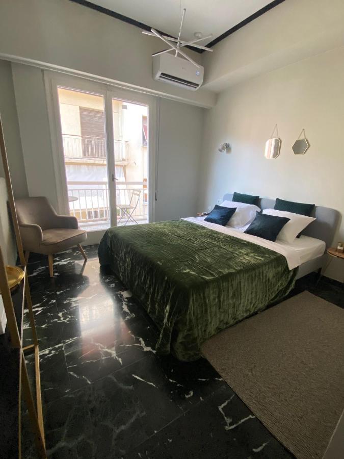 5 Rooms Athena Bagian luar foto