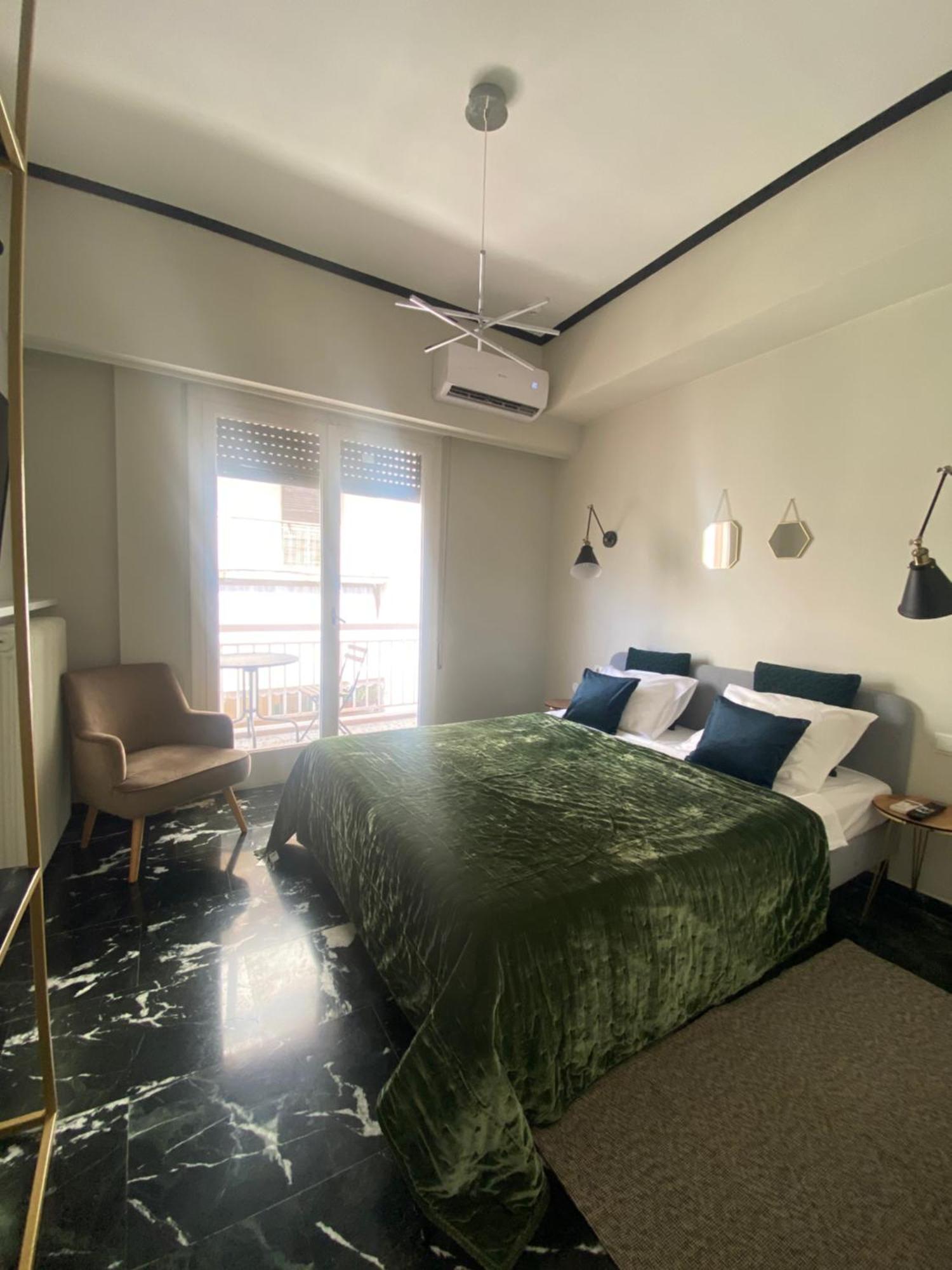 5 Rooms Athena Bagian luar foto