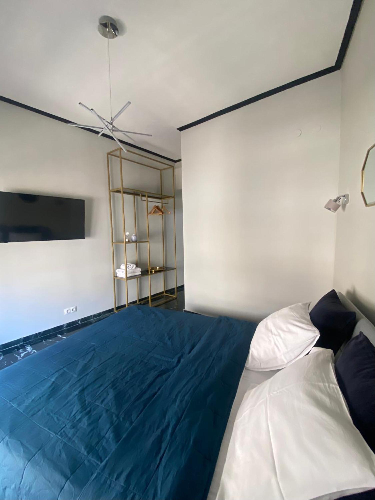 5 Rooms Athena Bagian luar foto