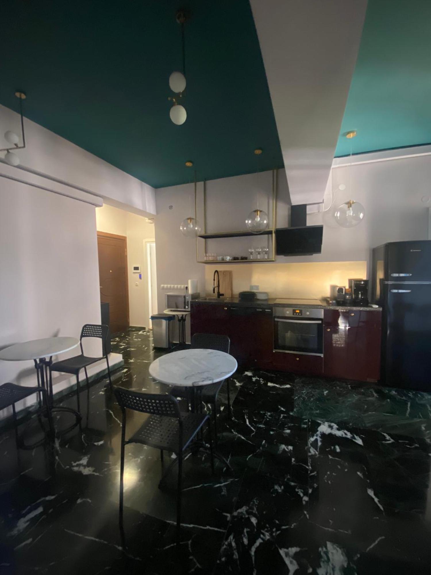 5 Rooms Athena Bagian luar foto